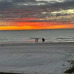 Pelican Beach Studio #8