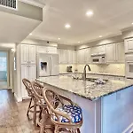 Pelican Pointe 4C