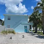 Hidden Coastal Retreat 3