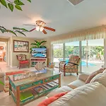 Narcissus Beach House - Weekly Beach Rental
