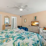 Gulf Views Pool Walk To Beach Family Friendly