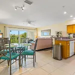 Gulf Views Pool Walk To Beach Family Friendly