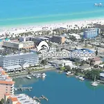 304 Dockside