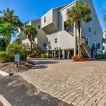 Pelican Pointe 3B