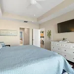 506 Harborview Grande