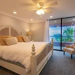 Oceanside Treasure By Goldencoastrentals