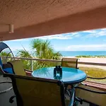 Oceanside Treasure By Goldencoastrentals