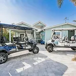 Waterfront Pool Walk To Beach Golf Cart Sleeps 12