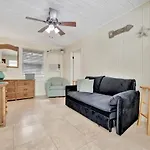 Stones Throw Beachside Bungalow #2 At The Beach