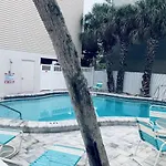 Blue Haven Condo - Waterfront, Heated Pool, Bay