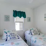 Cozy Indian Rocks Beach Cottage Steps To Seawall!