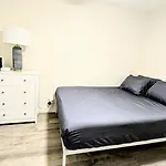 Sunny Shores Retreat 2