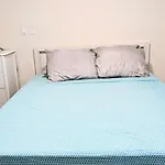 Sunny Shores Retreat 2