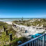 Joyce\'S Beachfront Suite 3