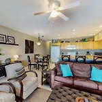 Casa De Playa 211