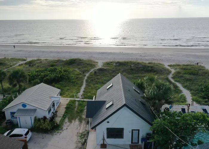 Private Beach Front Cottage- Indian Rocks Beach