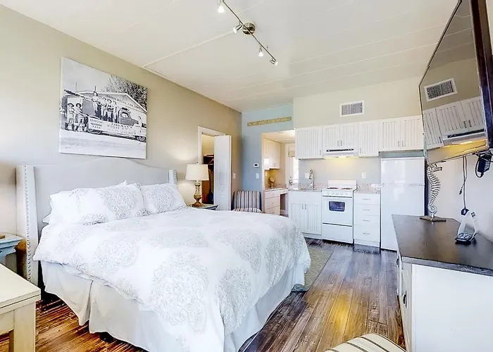 Bungalow Beach Place 6