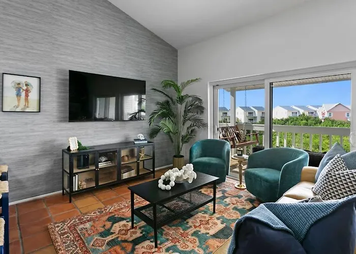 Newly Renovated, Water Views, 2 Bd Condo