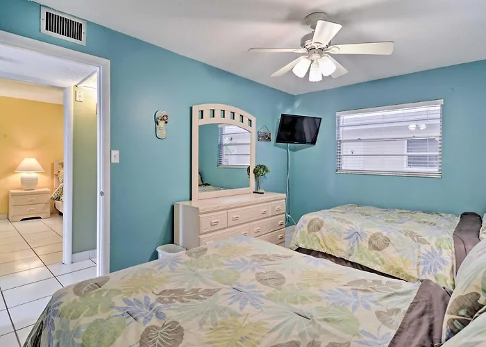 Oceanfront Indian Shores Condo With Pool!