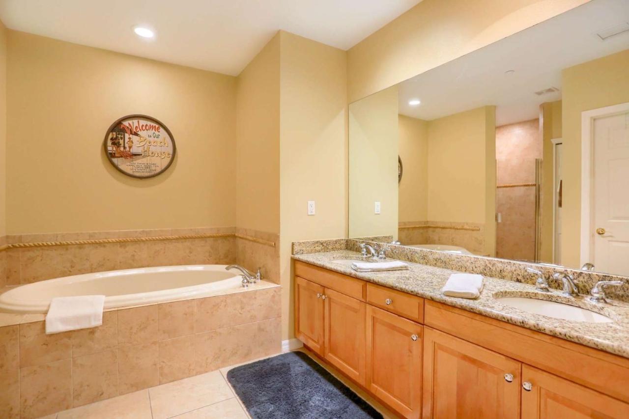 801 Harborview Grande Clearwater Beach