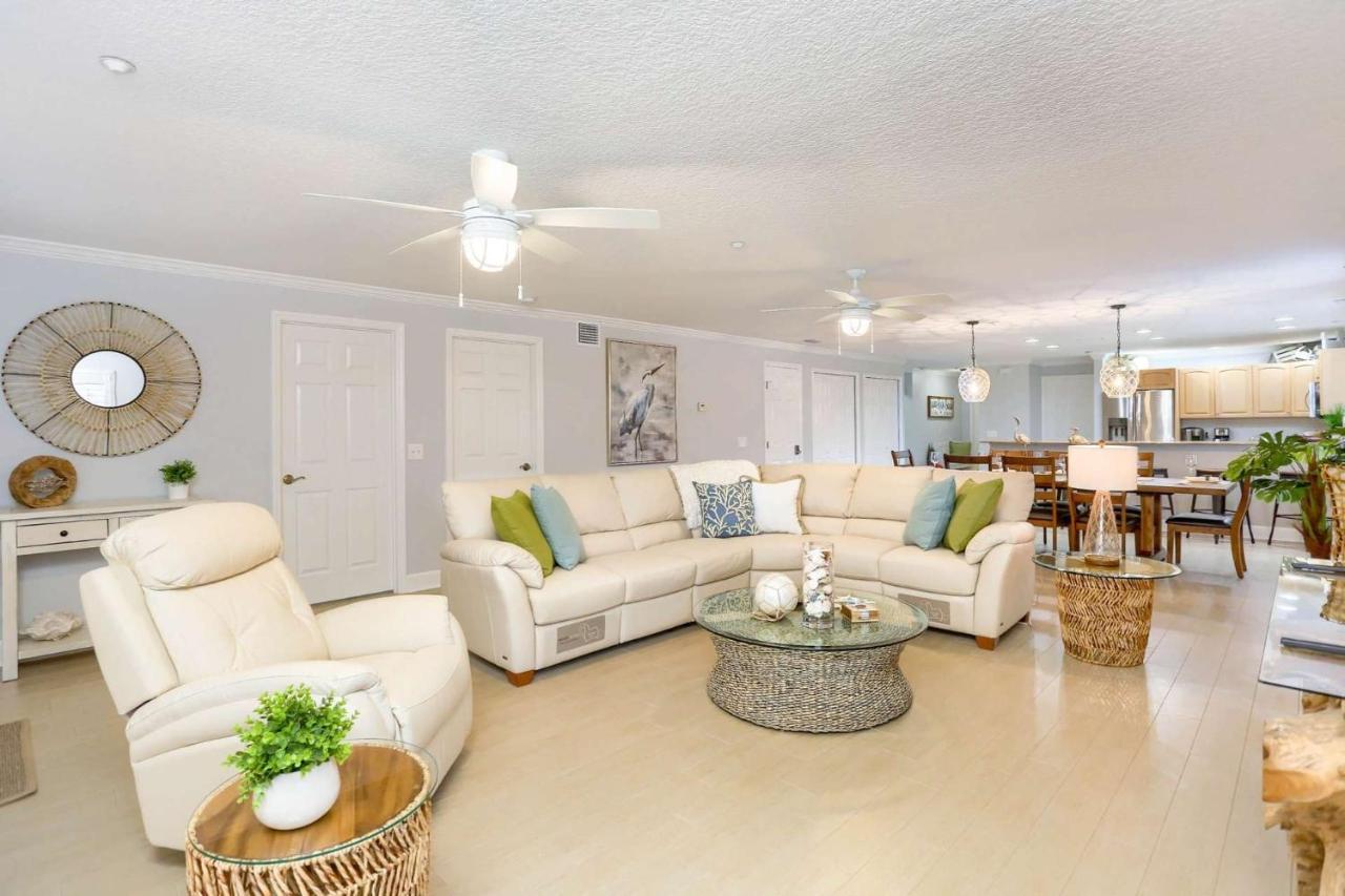 101 Casa De Playa Holiday home *
