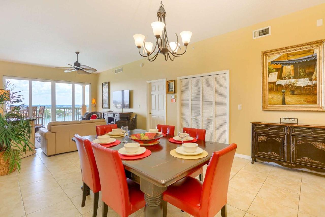 801 Harborview Grande * Clearwater Beach