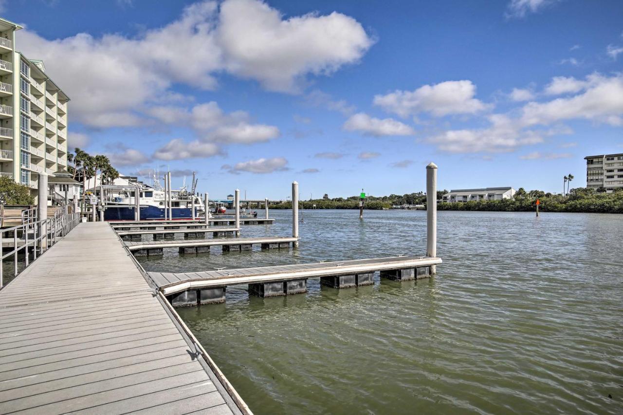 Waterfront With Water Park, Walk To The Beach! Apartment