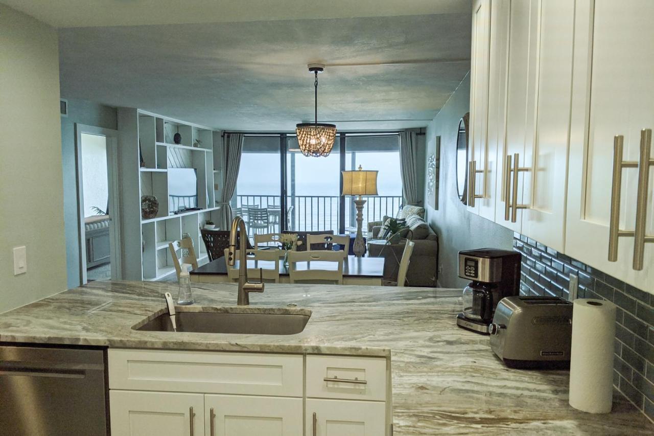 Pelican's Cove 402 Apartment