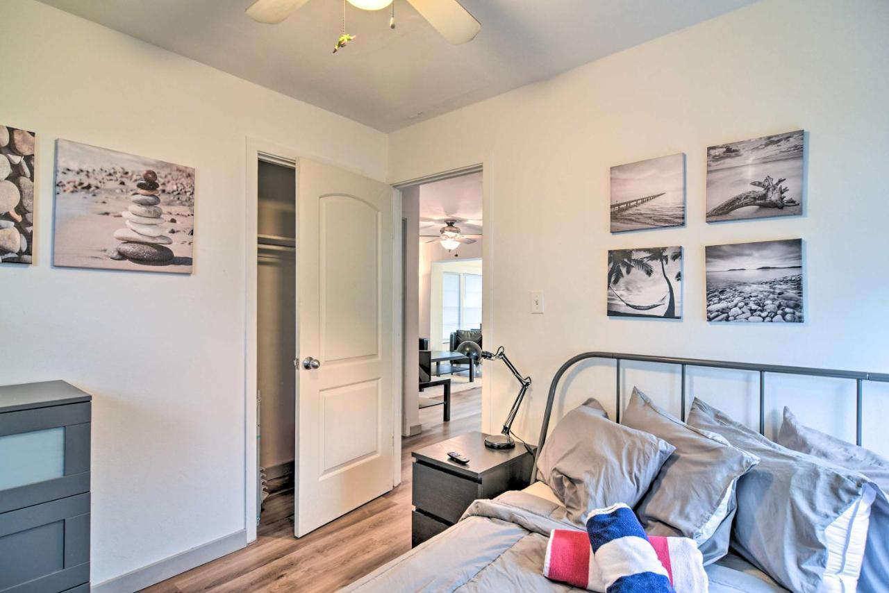 Sun-soaked Coastal Hideaway - Steps To Beach! * Clearwater Beach