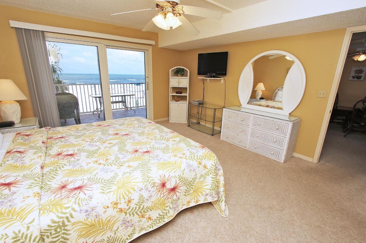 Beach Cottages By Florida Lifestyle Vacation Holiday home Clearwater Beach