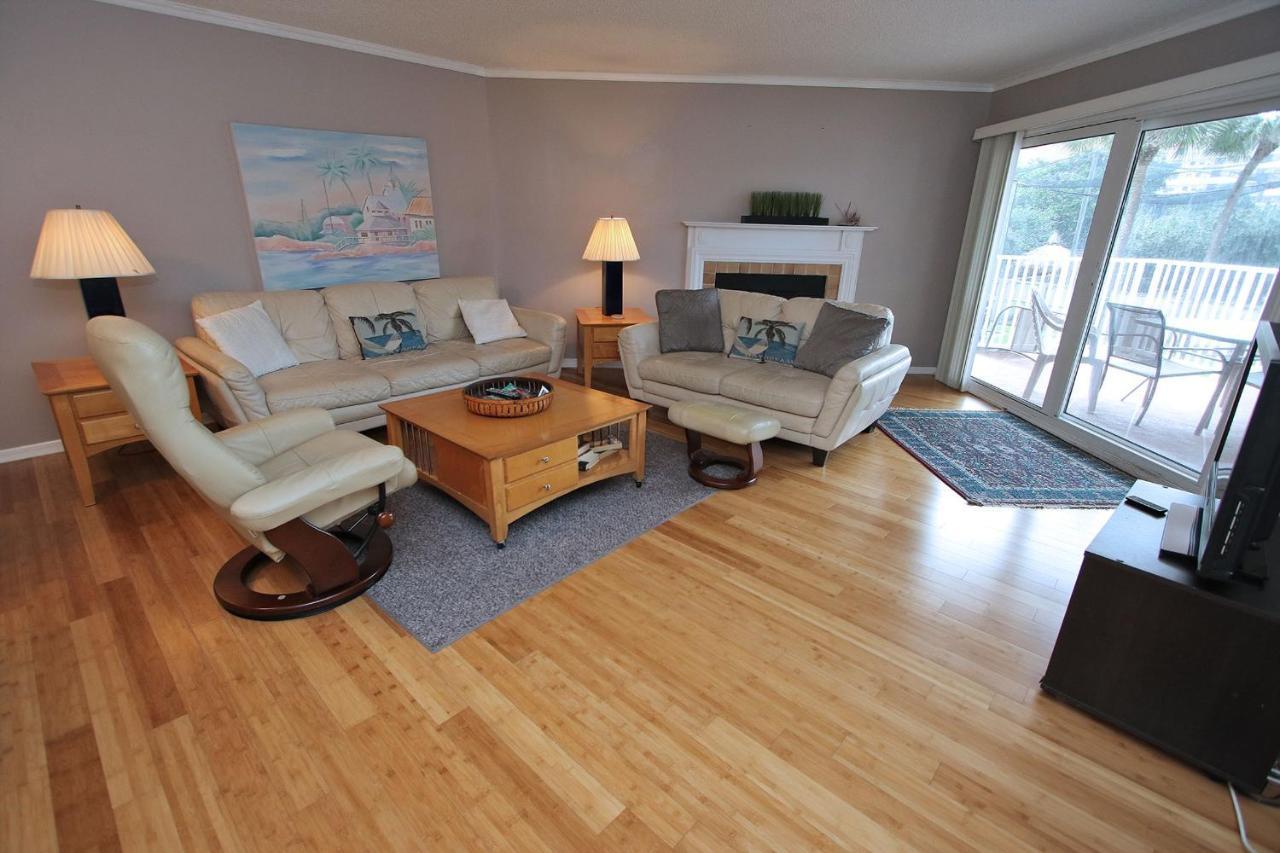 Beach Cottages By Florida Lifestyle Vacation Holiday home Clearwater Beach