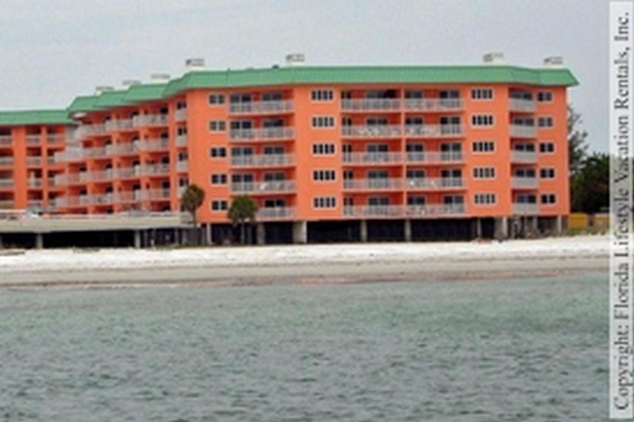 Beach Cottages By Florida Lifestyle Vacation Holiday home Clearwater Beach