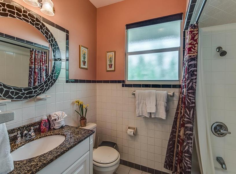 Beachcomber Beach House - Weekly Just Steps To White Sand Beach! * Clearwater Beach