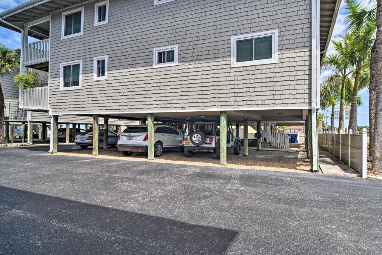 Walk To With Deck In Indian Shores