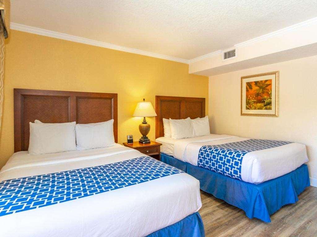 Coconut Cove Resort