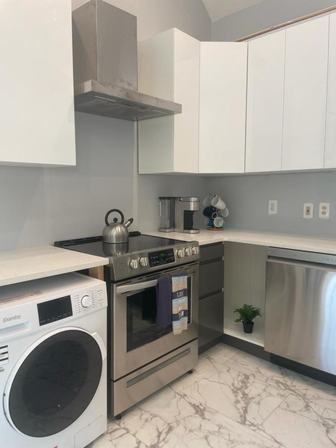 Chalet Private Front Cottage- Indian Rocks Clearwater Beach