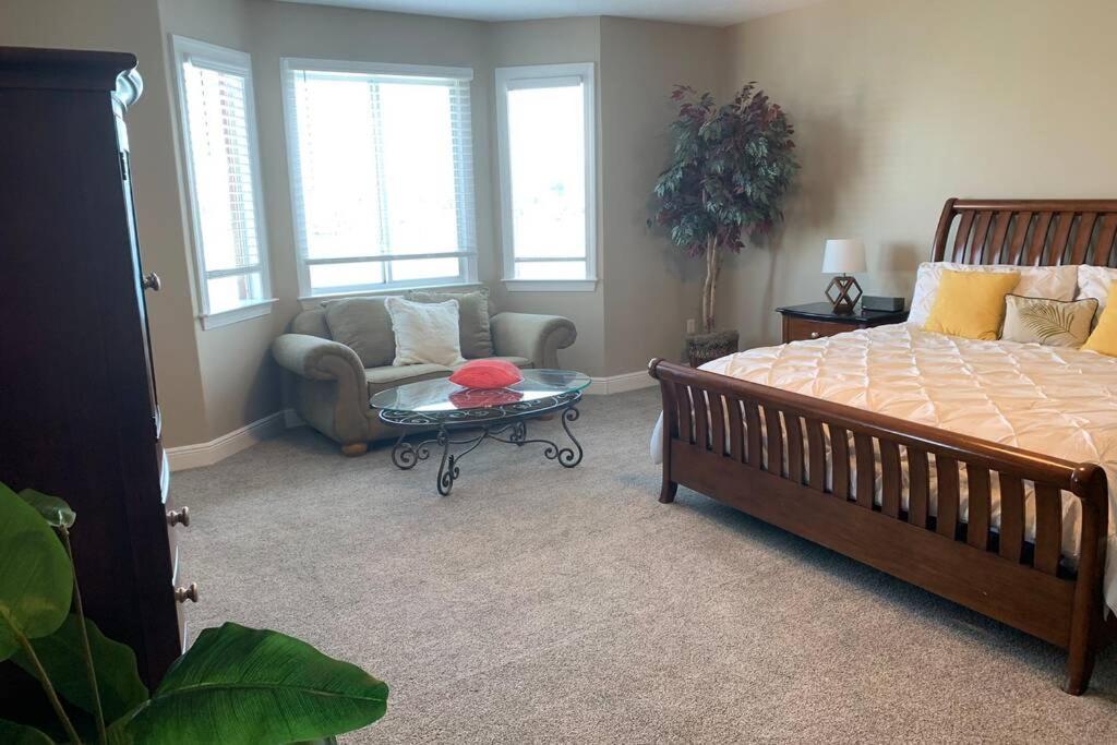 Holiday home Luxury And Spacious Waterside Getaway Clearwater Beach