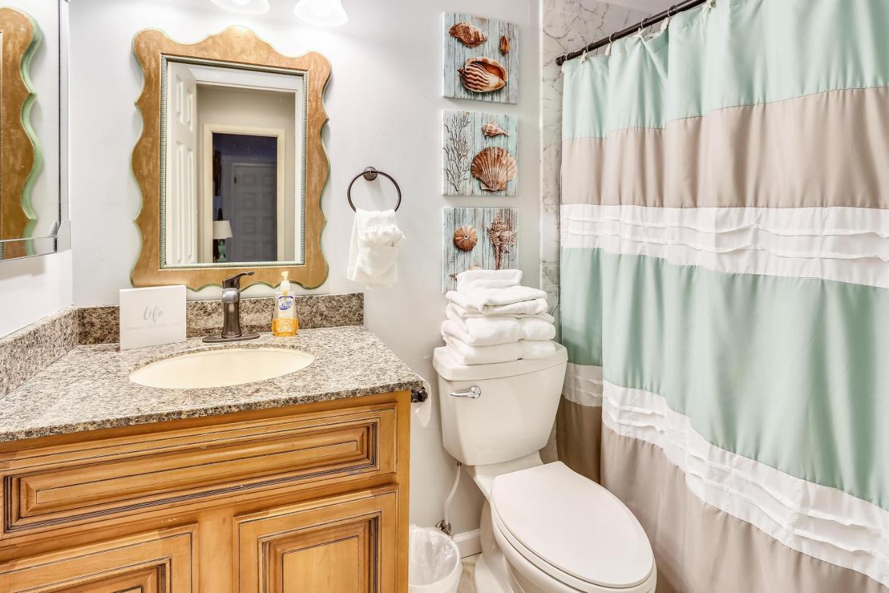 Pelican Pointe 2a