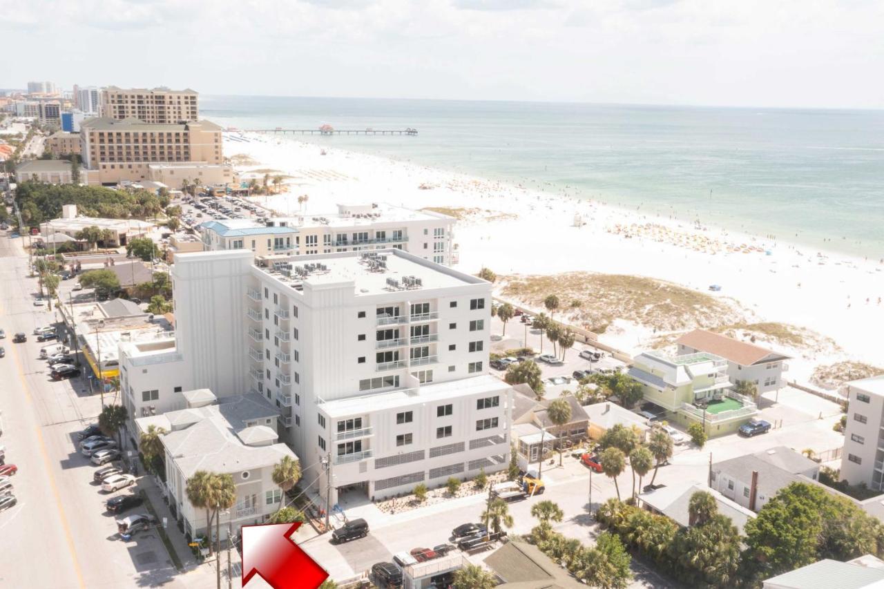 Holiday home Colorful Townhome, Steps To Clearwater Beach!
