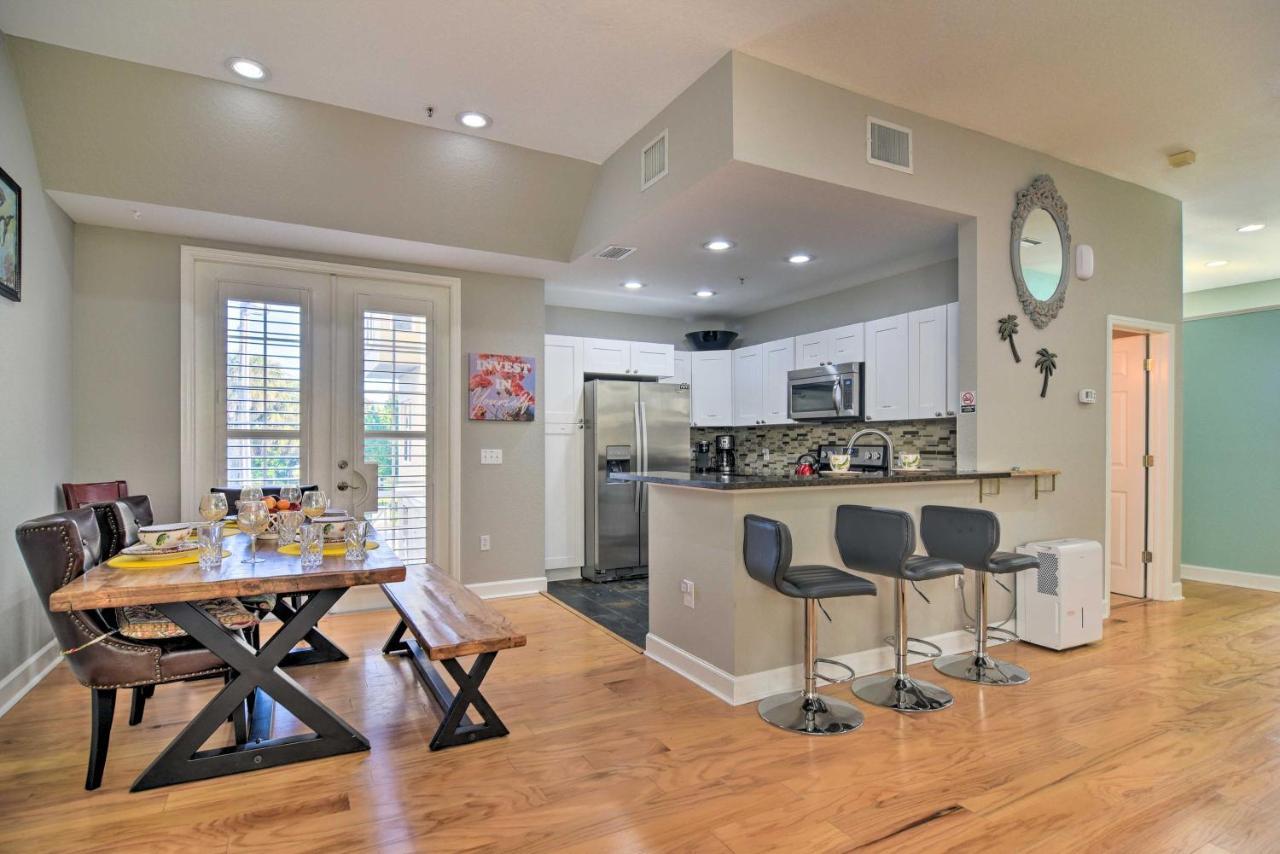 Holiday home Coastal Sea Side Townhome - Walk To Beach! Clearwater Beach