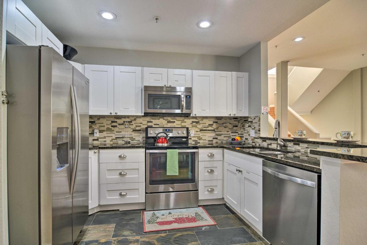 Coastal Sea Side Townhome - Walk To Beach! Clearwater Beach