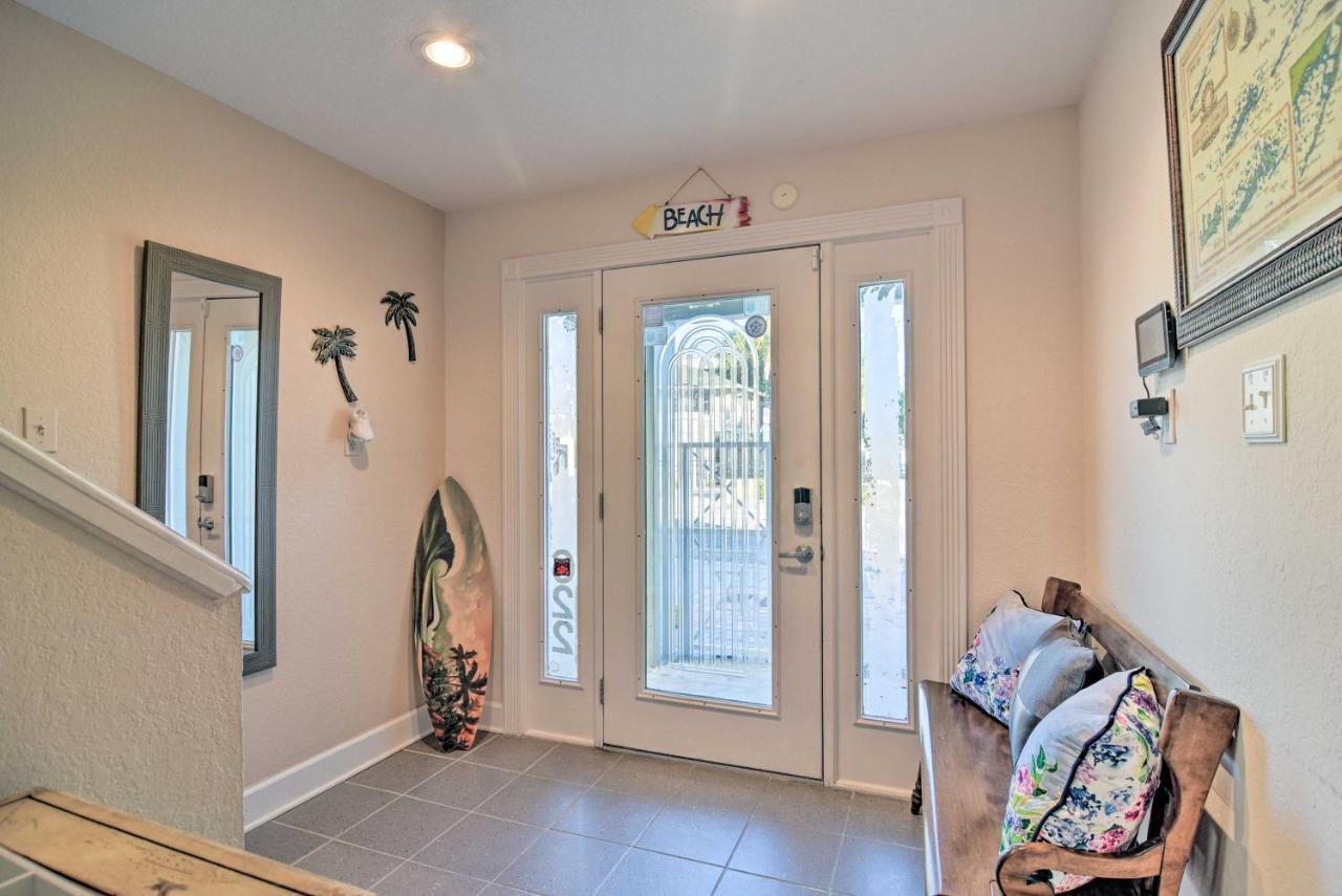 Holiday home Colorful Townhome, Steps To Clearwater Beach! Clearwater Beach