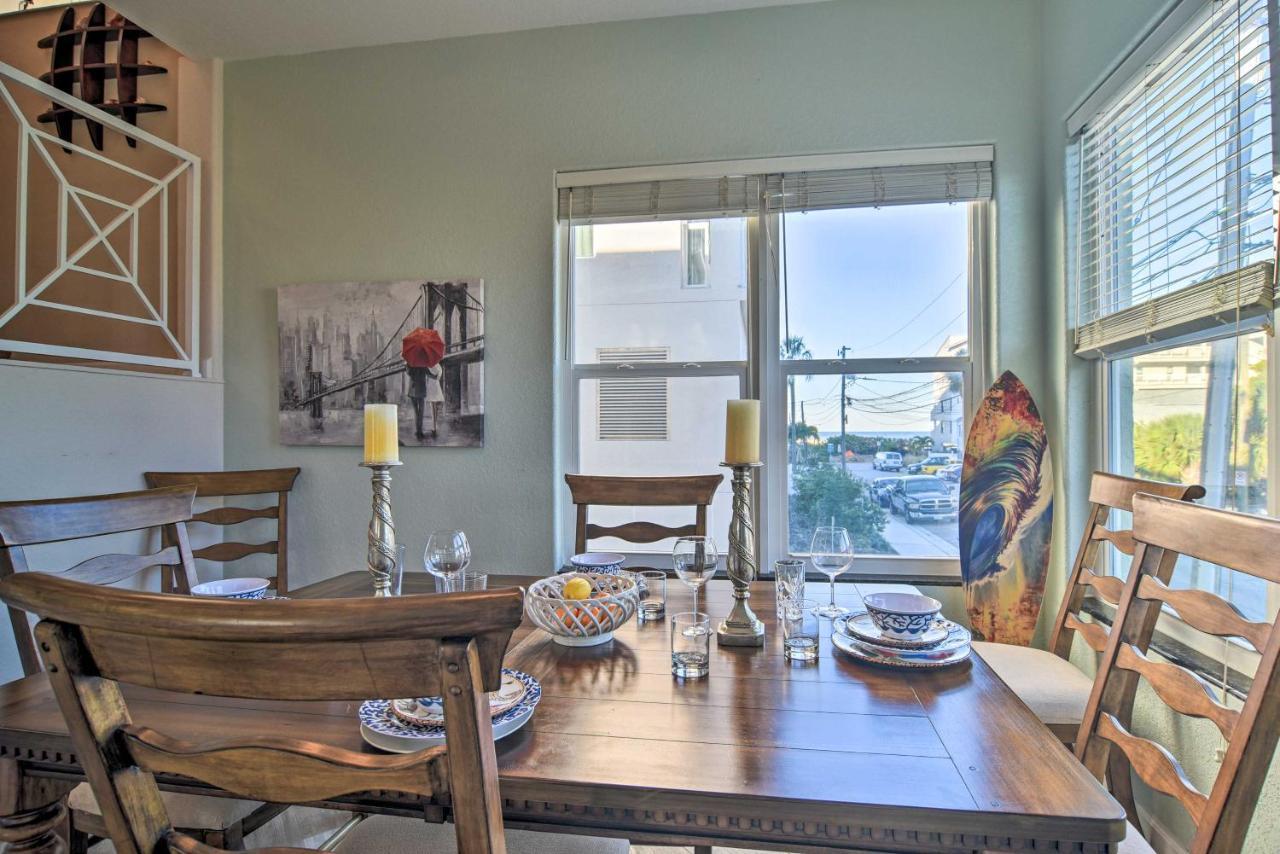 Colorful Townhome, Steps To Clearwater Beach! * Clearwater Beach