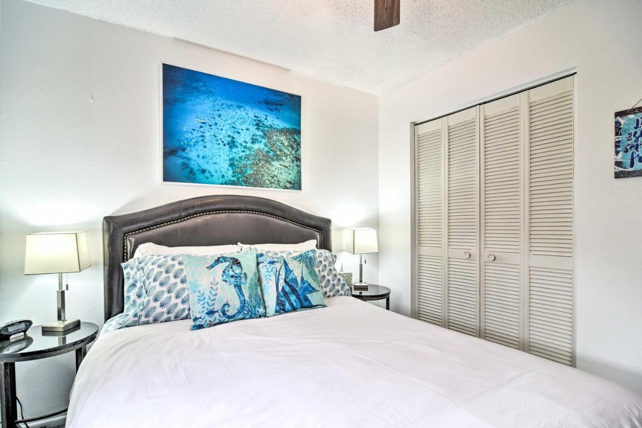 Updated Near Ideal Walkable Location! Apartment Clearwater Beach