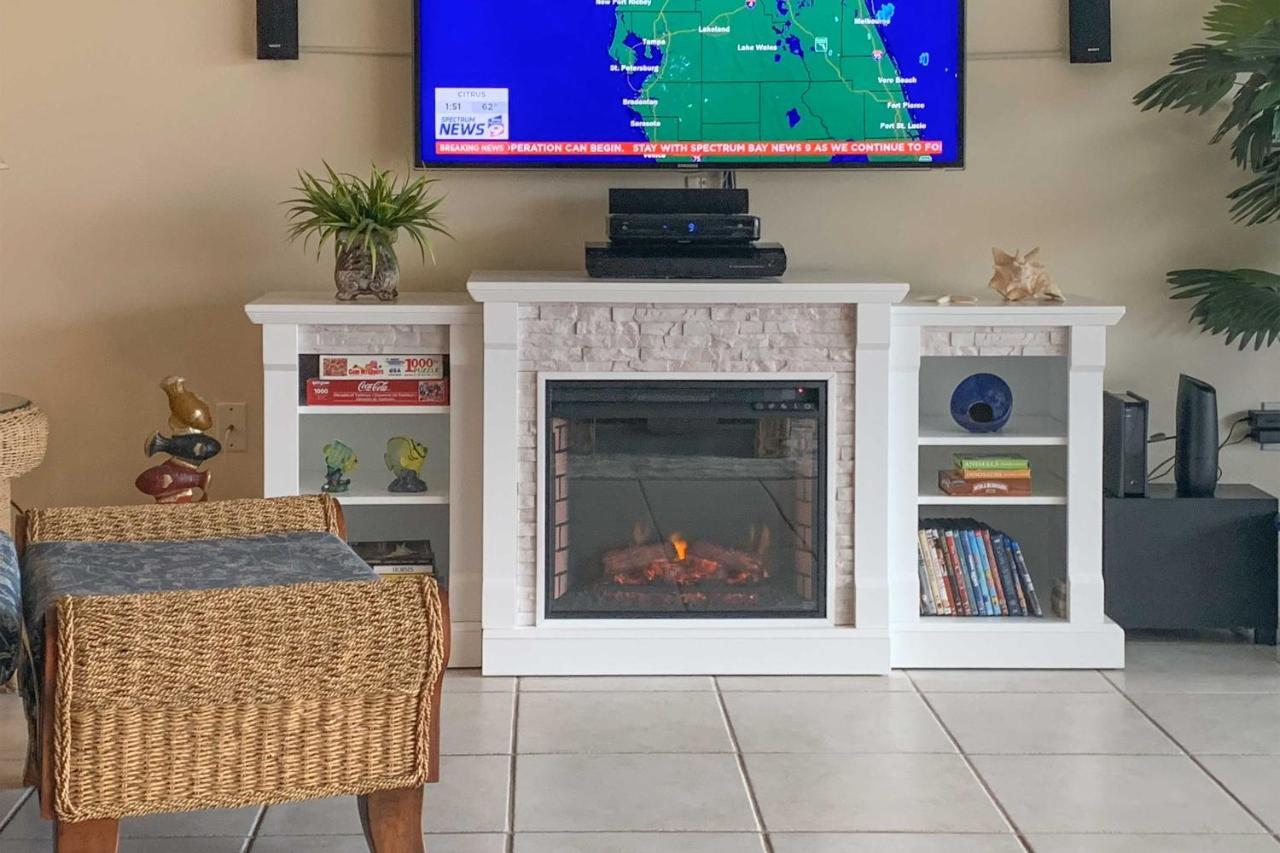 With Stunning Water Views And Large Balcony! Apartment Clearwater Beach