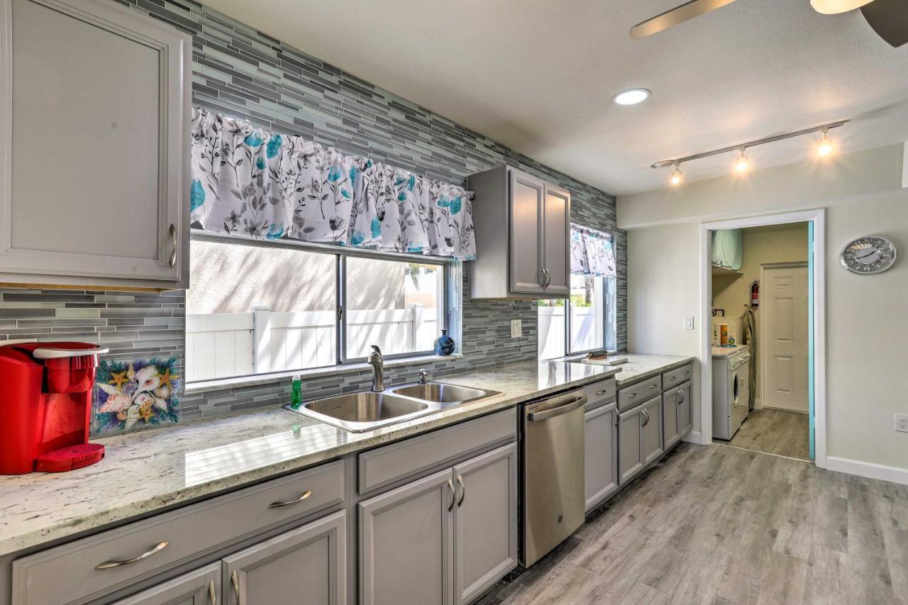 Tropical Waterfront Location! Holiday home Clearwater Beach