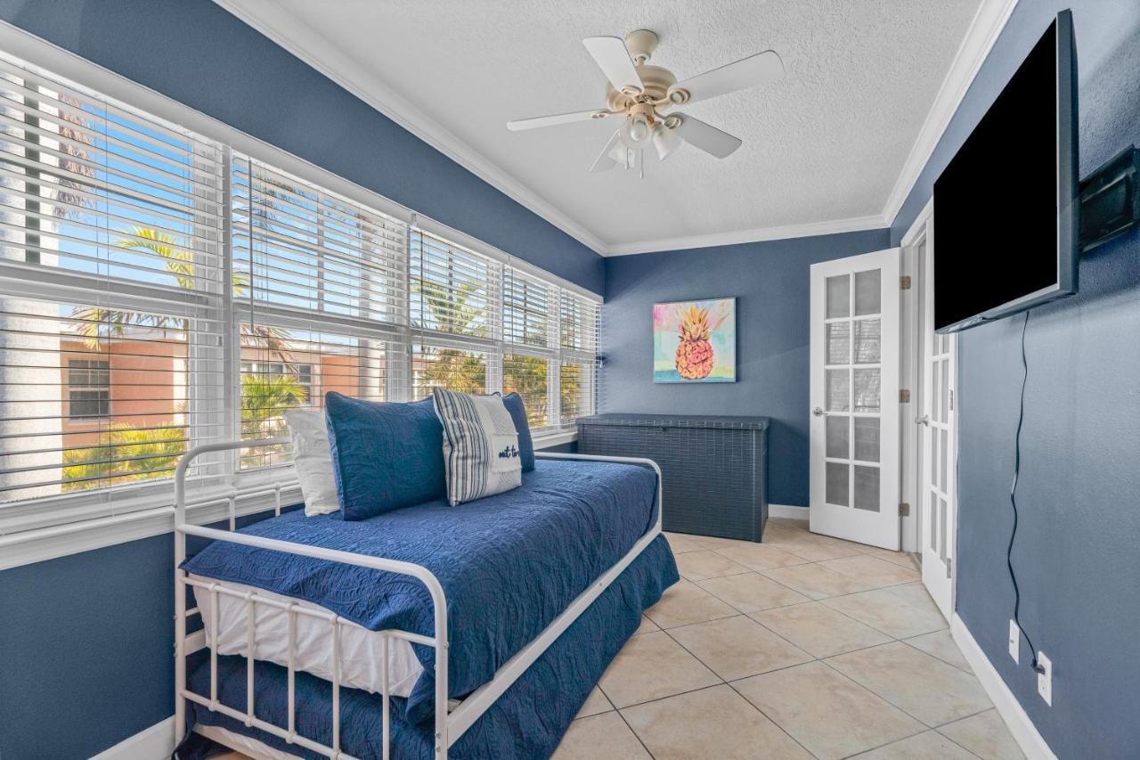 Apartment Barefoot Breeze Clearwater Beach