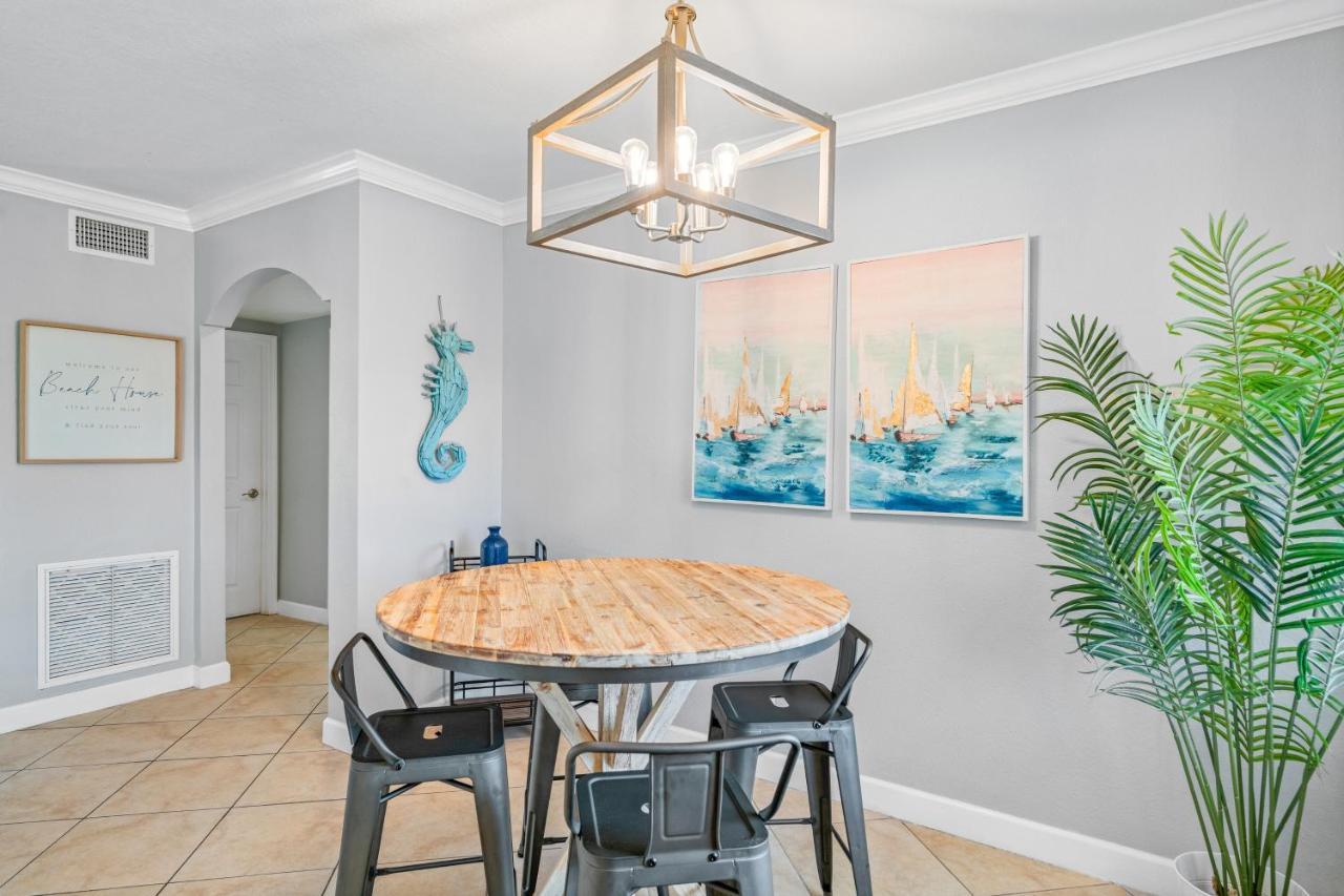 Barefoot Breeze Apartment