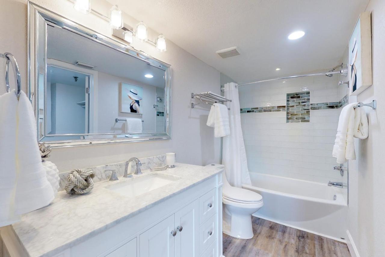Hotel Intercoastal 203