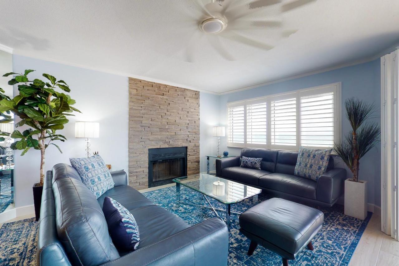 1208 Clearwater Beach